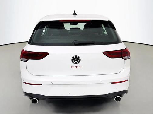 opal white pearl 2026 Volkswagen Golf GTI 2.0T SE DSG