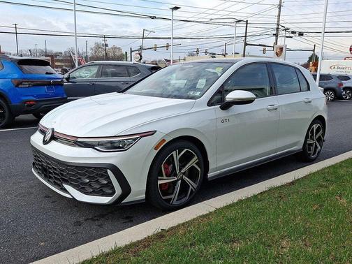 2026 Volkswagen Golf GTI 2.0T SE DSG