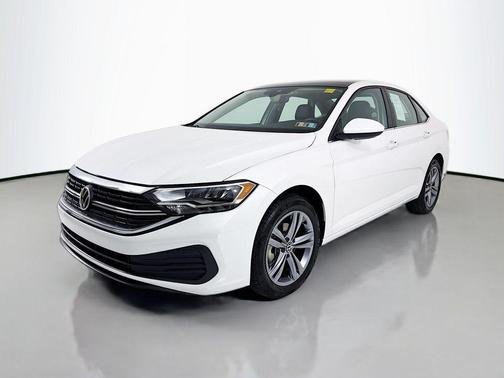 Opal White Pearl 2023 Volkswagen Jetta 1.5T SE