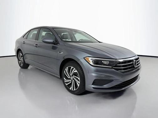 Platinum Gray Metallic 2021 Volkswagen Jetta 1.4T SEL