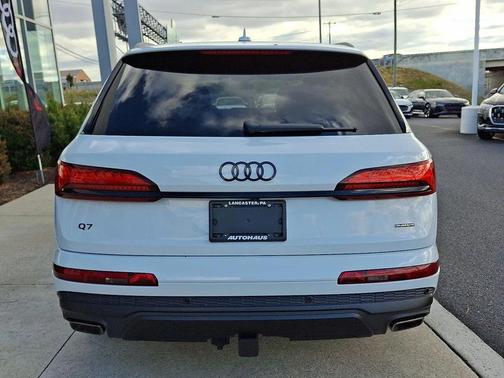 2026 Audi Q7 55 Premium Plus