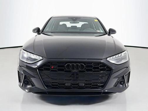 Mythos Black Metallic 2023 Audi S4 Premium Plus TFSI quattro Tiptronic