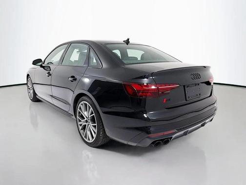 Mythos Black Metallic 2023 Audi S4 Premium Plus TFSI quattro Tiptronic