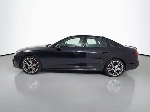 Mythos Black Metallic 2023 Audi S4 Premium Plus TFSI quattro Tiptronic