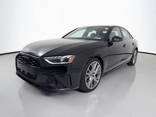 Mythos Black Metallic 2023 Audi S4 Premium Plus TFSI quattro Tiptronic