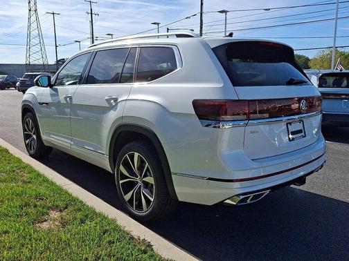 2026 Volkswagen Atlas 2.0T SEL Premium R-Line 4MOTION