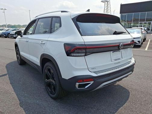 2025 Volkswagen Taos 1.5T SEL