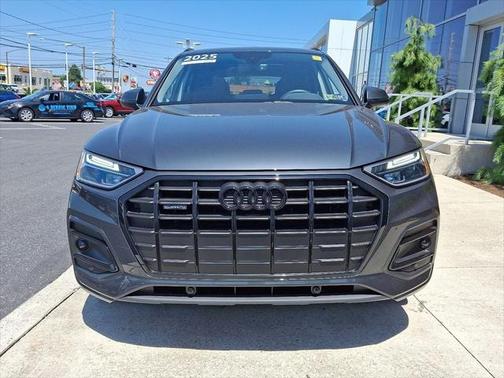 2025 Audi Q5 40 Premium