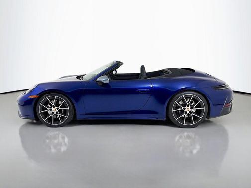 Gentian Blue Metallic 2026 Porsche 911 Carrera T