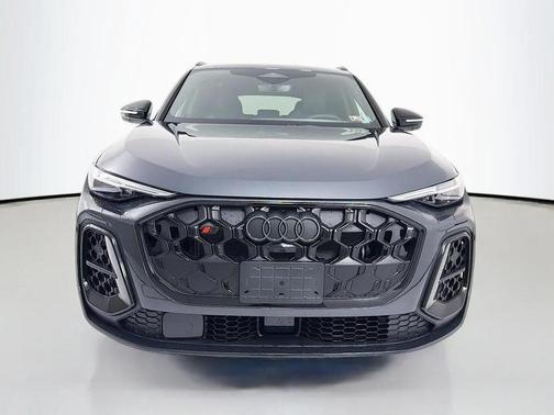 2025 Audi SQ5 3.0T Premium Plus