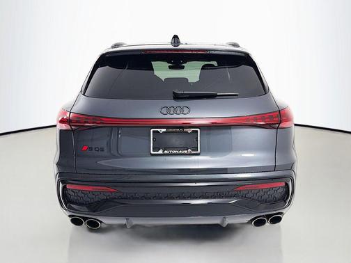 2025 Audi SQ5 3.0T Premium Plus