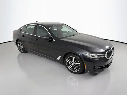 Black Sapphire Metallic 2021 BMW 530 xDrive