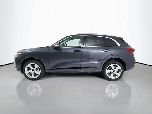 Tambora Gray Metallic 2026 Audi Q5 Premium Plus TFSI quattro S tronic