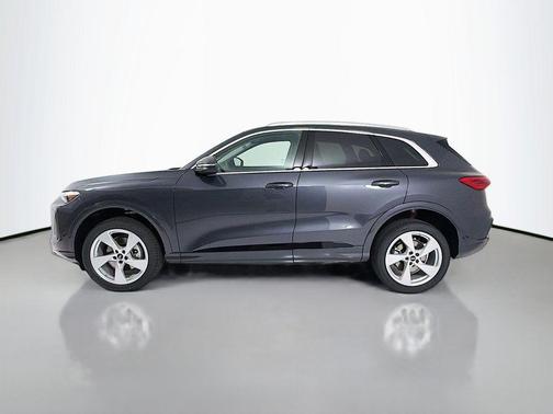 Tambora Gray Metallic 2026 Audi Q5 Premium Plus TFSI quattro S tronic