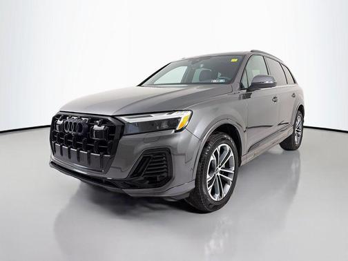 2025 Audi Q7 45 Premium