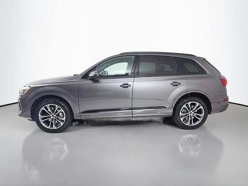 2025 Audi Q7 45 Premium