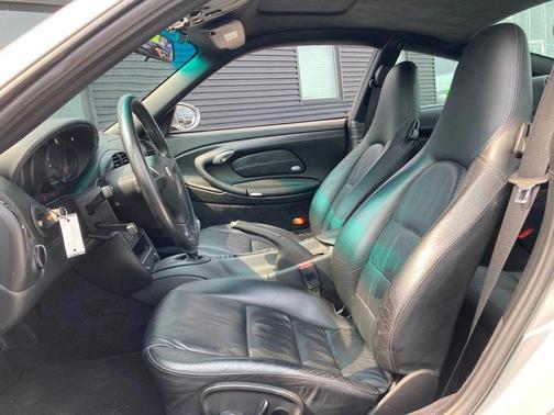 2003 Porsche 911 Carrera