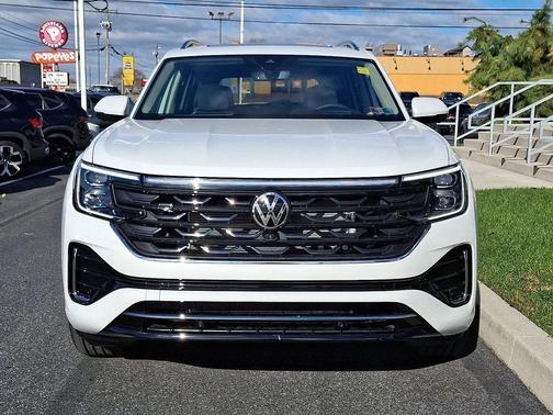 2026 Volkswagen Atlas 2.0T SEL Premium R-Line 4MOTION