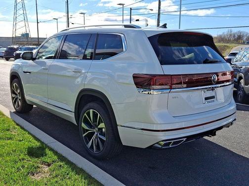 2026 Volkswagen Atlas 2.0T SEL Premium R-Line 4MOTION
