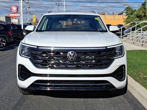 2026 Volkswagen Atlas 2.0T SEL Premium R-Line 4MOTION