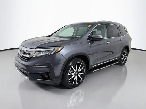 Modern Steel Metallic 2019 Honda Pilot Elite