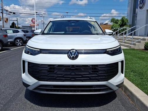 2025 Volkswagen Tiguan 2.0T SE 4MOTION
