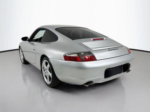 Arctic Silver Metallic 2000 Porsche 911 Carrera