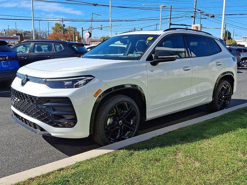 2026 Volkswagen Tiguan 2.0T SE R-Line Black 4MOTION