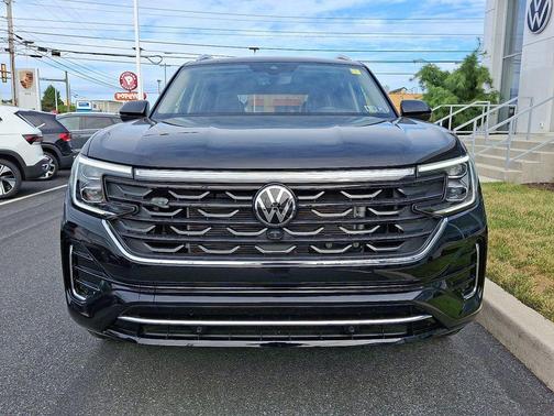 2025 Volkswagen Atlas 2.0T SEL Premium R-Line 4MOTION