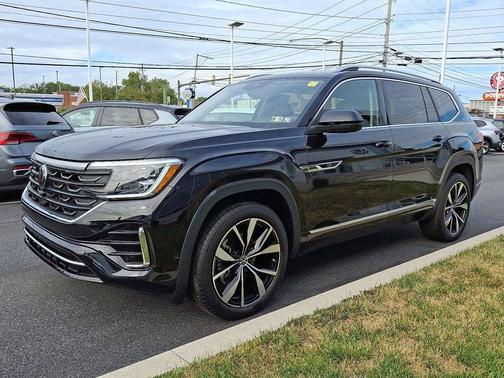 2025 Volkswagen Atlas 2.0T SEL Premium R-Line 4MOTION