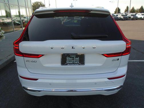 2022 Volvo XC60 B5 Inscription