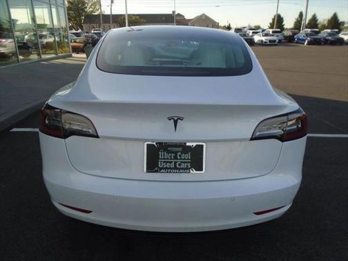 2020 Tesla Model 3 Standard Range Plus