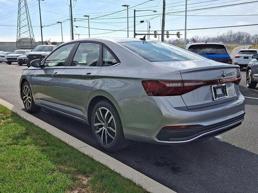 2026 Volkswagen Jetta 1.4T SE