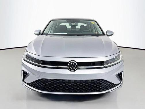 Pyrite Silver Metallic 2026 Volkswagen Jetta 1.4T SE