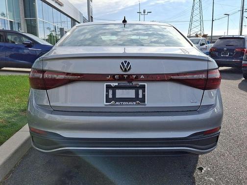 2026 Volkswagen Jetta 1.4T SE