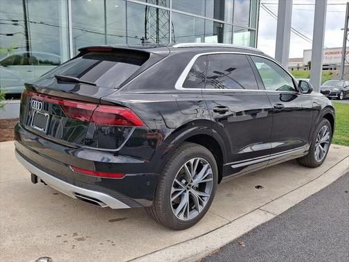 2025 Audi Q8 55 Premium Plus