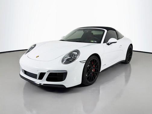 2019 Porsche 911 Targa 4 GTS