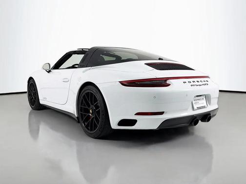 2019 Porsche 911 Targa 4 GTS