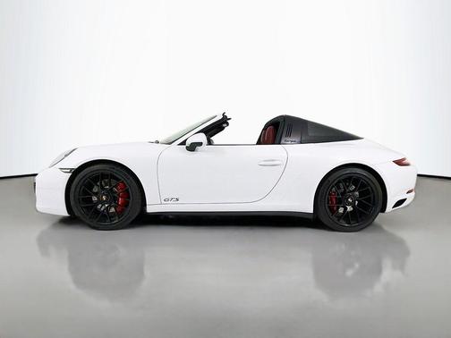 2019 Porsche 911 Targa 4 GTS
