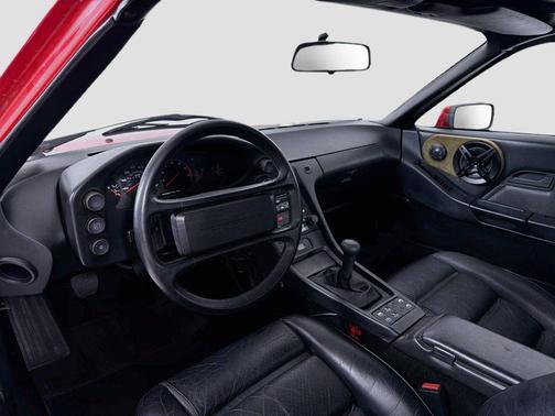 Red 1985 Porsche 928
