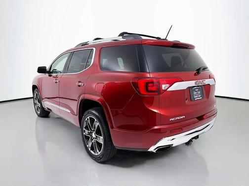 Red Quartz Tintcoat 2019 GMC Acadia Denali