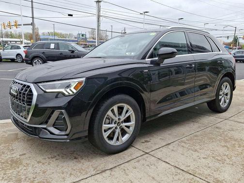 2025 Audi Q3 45 S line Premium Plus