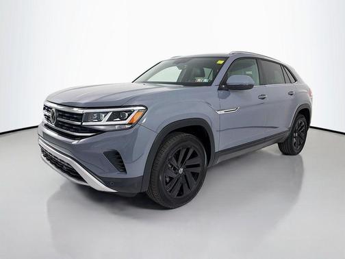 Pure Gray 2022 Volkswagen Atlas Cross Sport 3.6L V6 SE w/Technology
