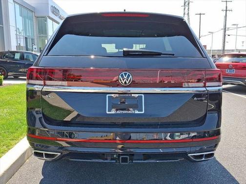 2025 Volkswagen Atlas 2.0T SEL Premium R-Line 4MOTION
