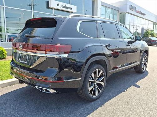 2025 Volkswagen Atlas 2.0T SEL Premium R-Line 4MOTION