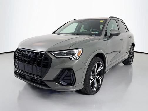 2023 Audi Q3 45 S line Premium Plus