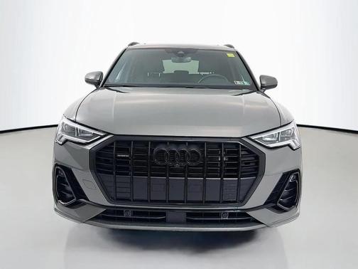 2023 Audi Q3 45 S line Premium Plus