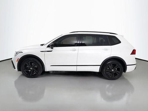 Opal White Pearl 2023 Volkswagen Tiguan 2.0T SE R-Line Black 4MOTION
