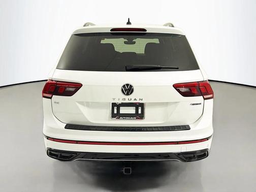 Opal White Pearl 2023 Volkswagen Tiguan 2.0T SE R-Line Black 4MOTION