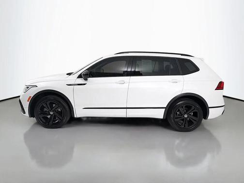 Opal White Pearl 2023 Volkswagen Tiguan 2.0T SE R-Line Black 4MOTION